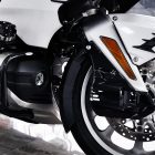 PANICAL Honda Gold Wing GL1800 black front fender extension installed on motorcycle 2018-2026