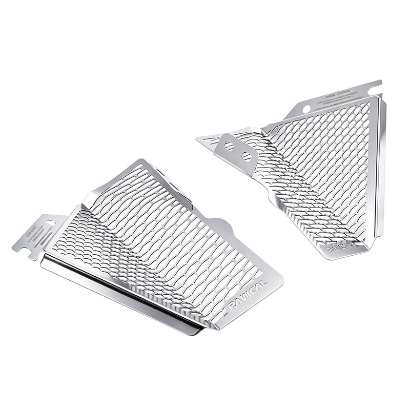 DS20210502-B-1 PANICAL Honda Gold Wing GL1800 radiator guard – silver