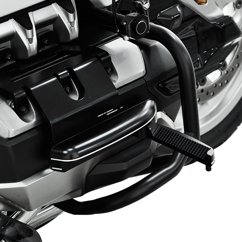 PANICAL Honda Gold Wing GL1800 flip-out highway pegs installed on motorcycle 2018-2020 black silver