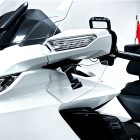 PANICAL Gold Wing GL1800 F6B gloss black hand wind deflectors installed below the rearview mirrors