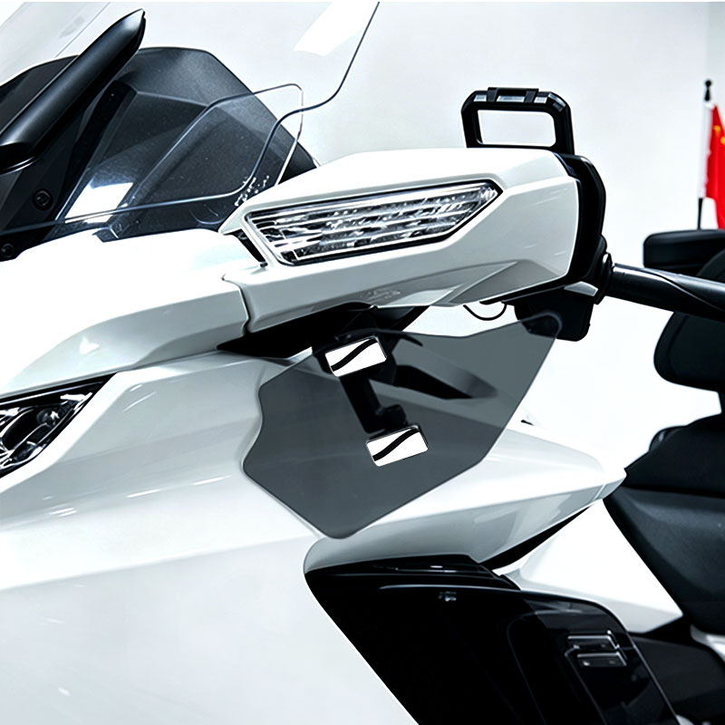 PANICAL Gold Wing GL1800 F6B gray hand wind deflectors installed below the rearview mirrors on 2018-2026 Gold Wing