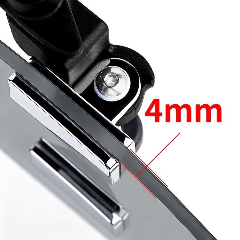 PANICAL Gold Wing GL1800 gray 4 mm PC hand wind deflector with piano black mounting hardware detail