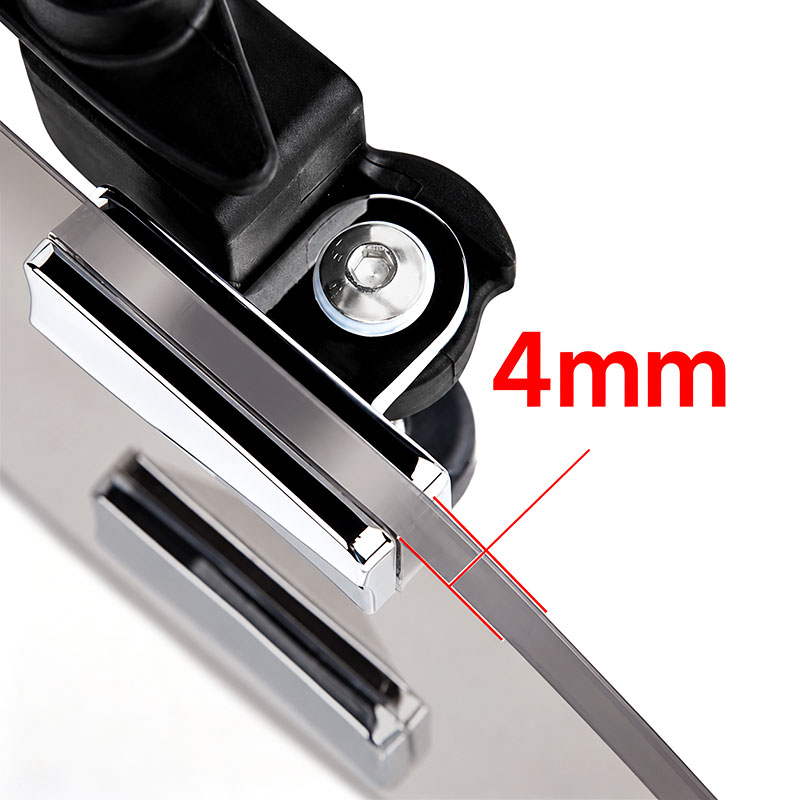 PANICAL Gold Wing GL1800 light gray 4 mm PMMA hand wind deflector with piano black mounting hardware detail